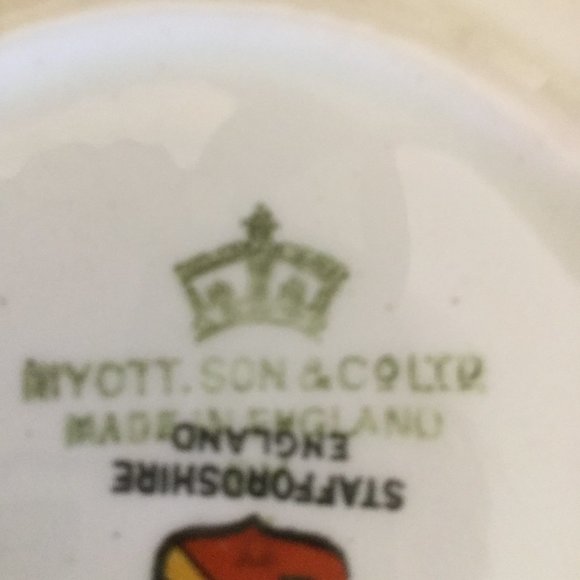 Set of 4 small dessert dishes - Picture 2 of 5